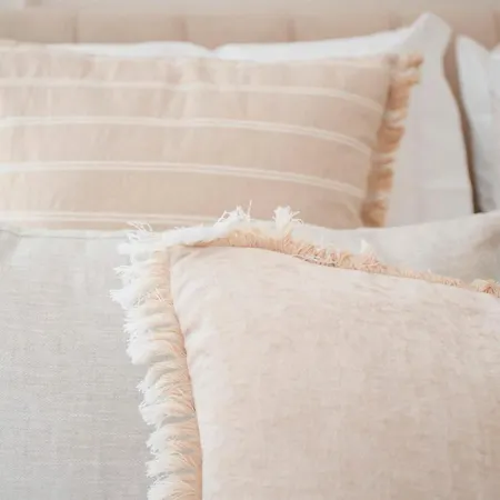 Liiiving In - Soho Urban Retreat *