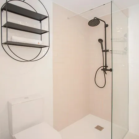Liiiving In - Soho Urban Retreat Apartment *