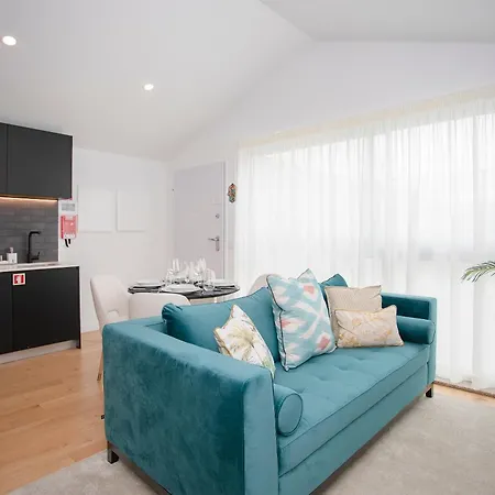 Liiiving In - Soho Urban Retreat Apartment *