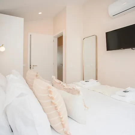 Liiiving In - Soho Urban Retreat Apartment *