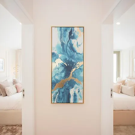 Apartment Liiiving In - Soho Urban Retreat *