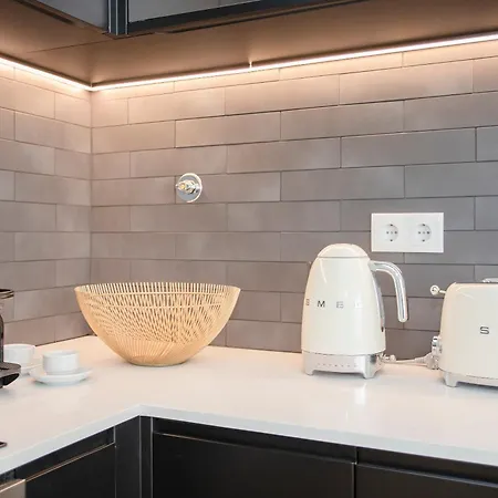 Liiiving In - Soho Urban Retreat Apartment Porto