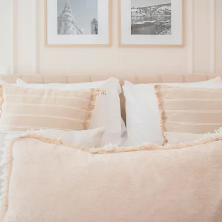 Liiiving In - Soho Urban Retreat