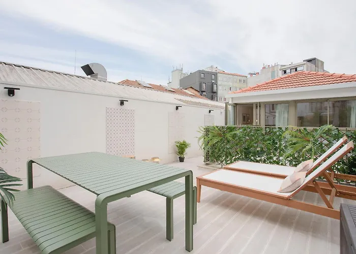 Apartment Liiiving In - Soho Urban Retreat Porto