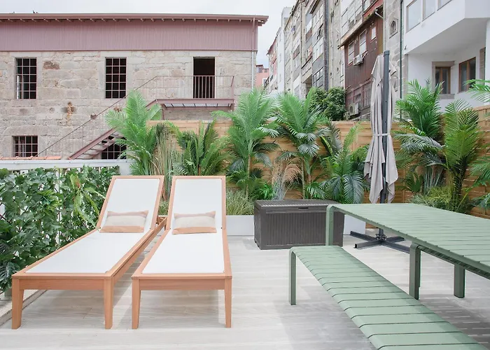 Liiiving In - Soho Urban Retreat شقة