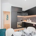 Apartman Liiiving In - Soho Urban Retreat Porto