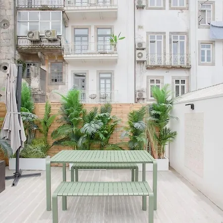 Liiiving In - Soho Urban Retreat ポルト